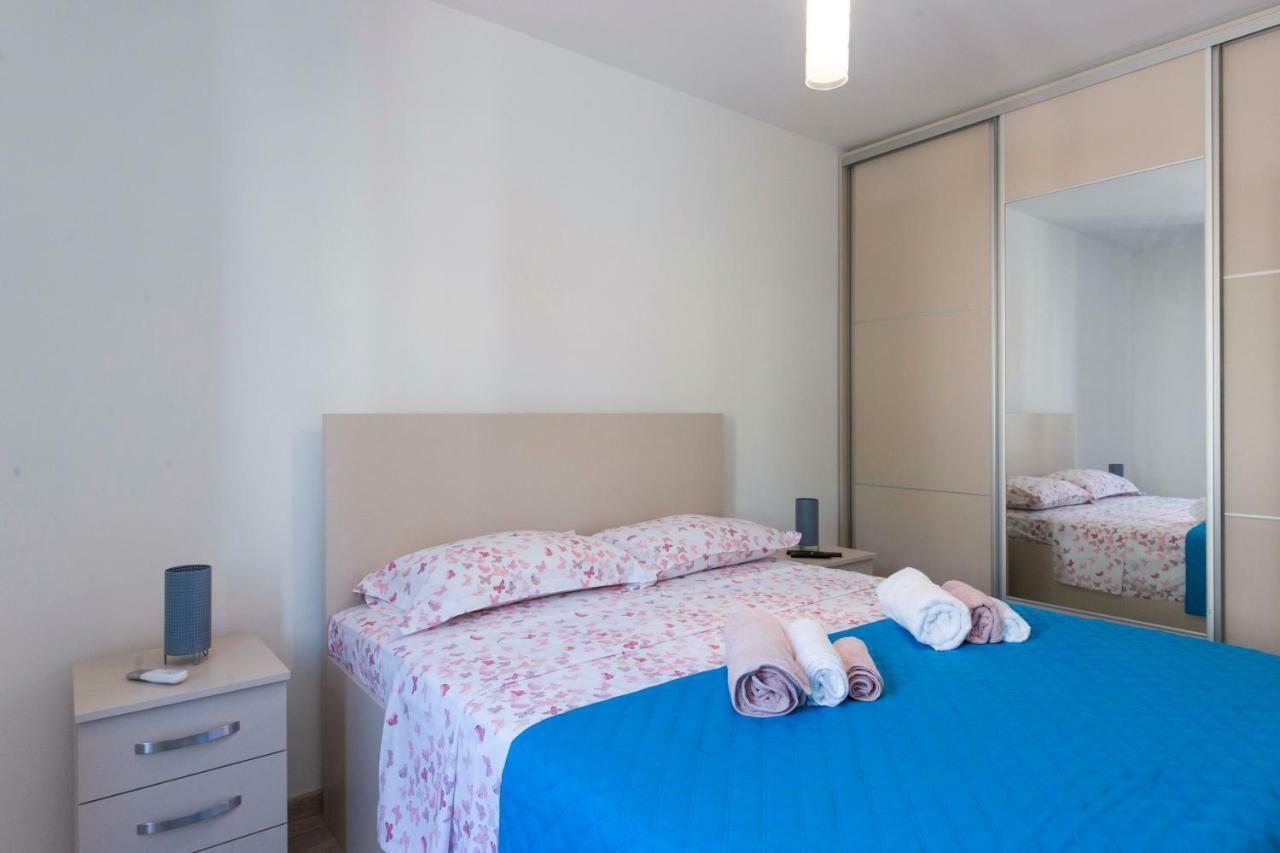 Apartment Medusa Risan Exterior photo