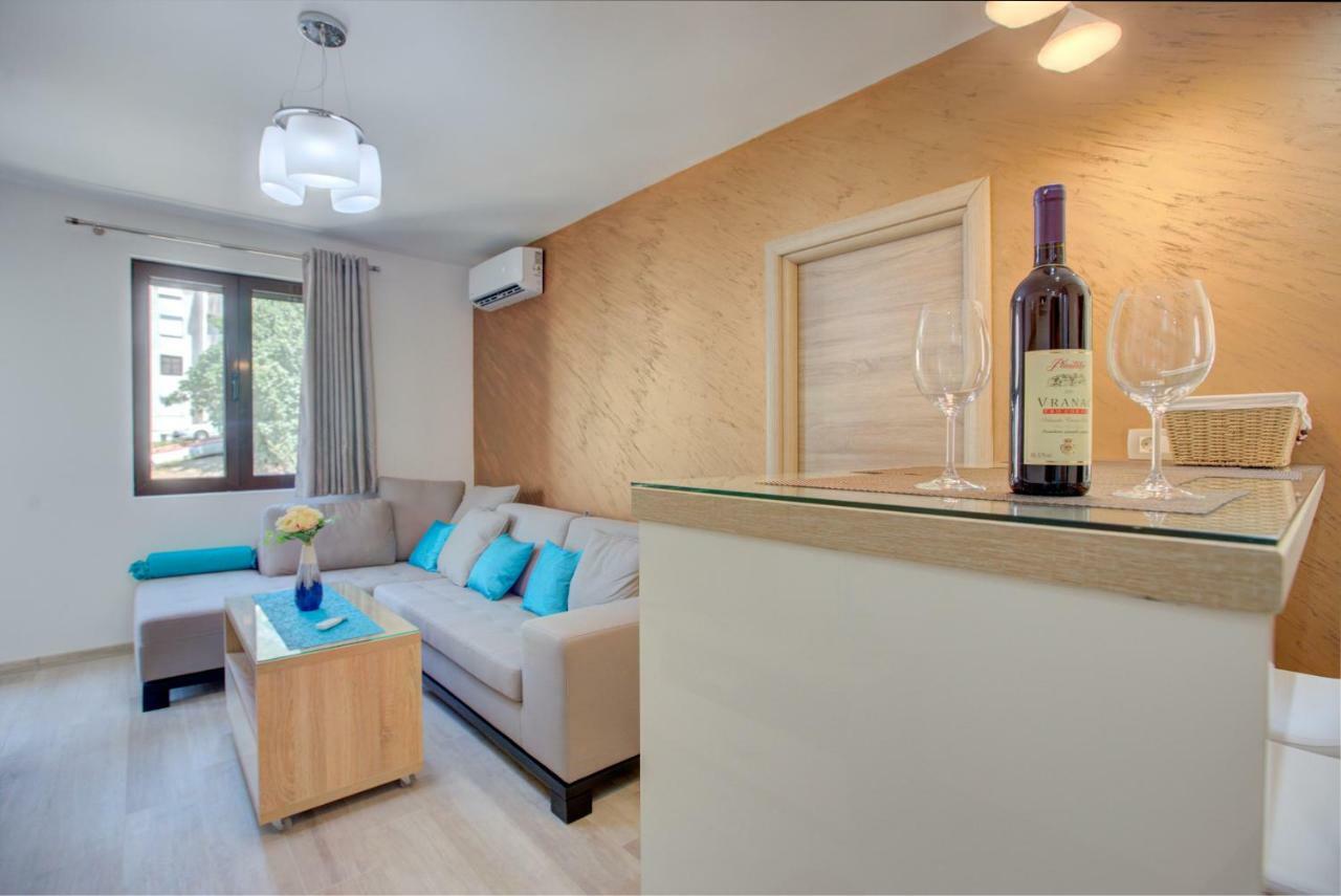 Apartment Medusa Risan Exterior photo